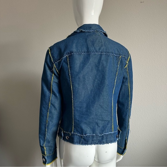 Moschino Jean Italy woman’s light weight jacket - Picture 9 of 16